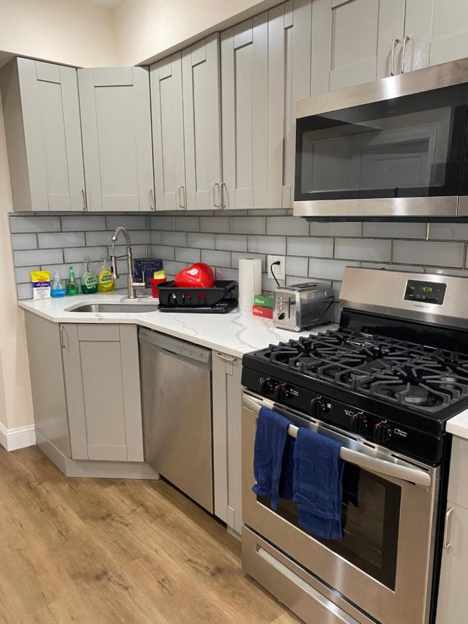 Private Room In South Philly Near Arenas! Filadelfia Exterior foto